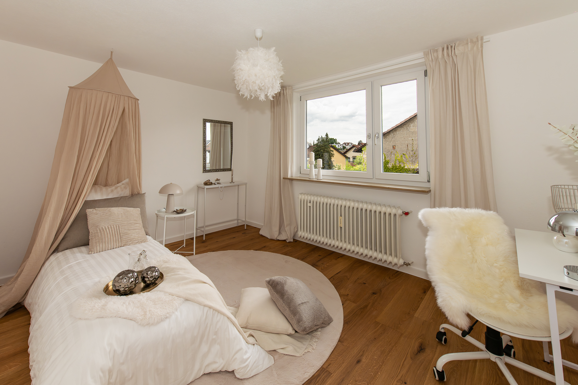 Schlafzimmer der kernsanierten Wohnung in Lauffen am Neckar