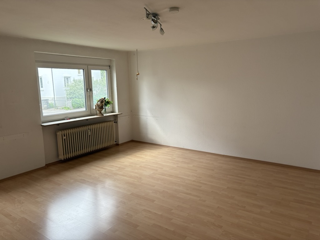 Zustand des Apartments in Obereisesheim vor der Kernsanierung